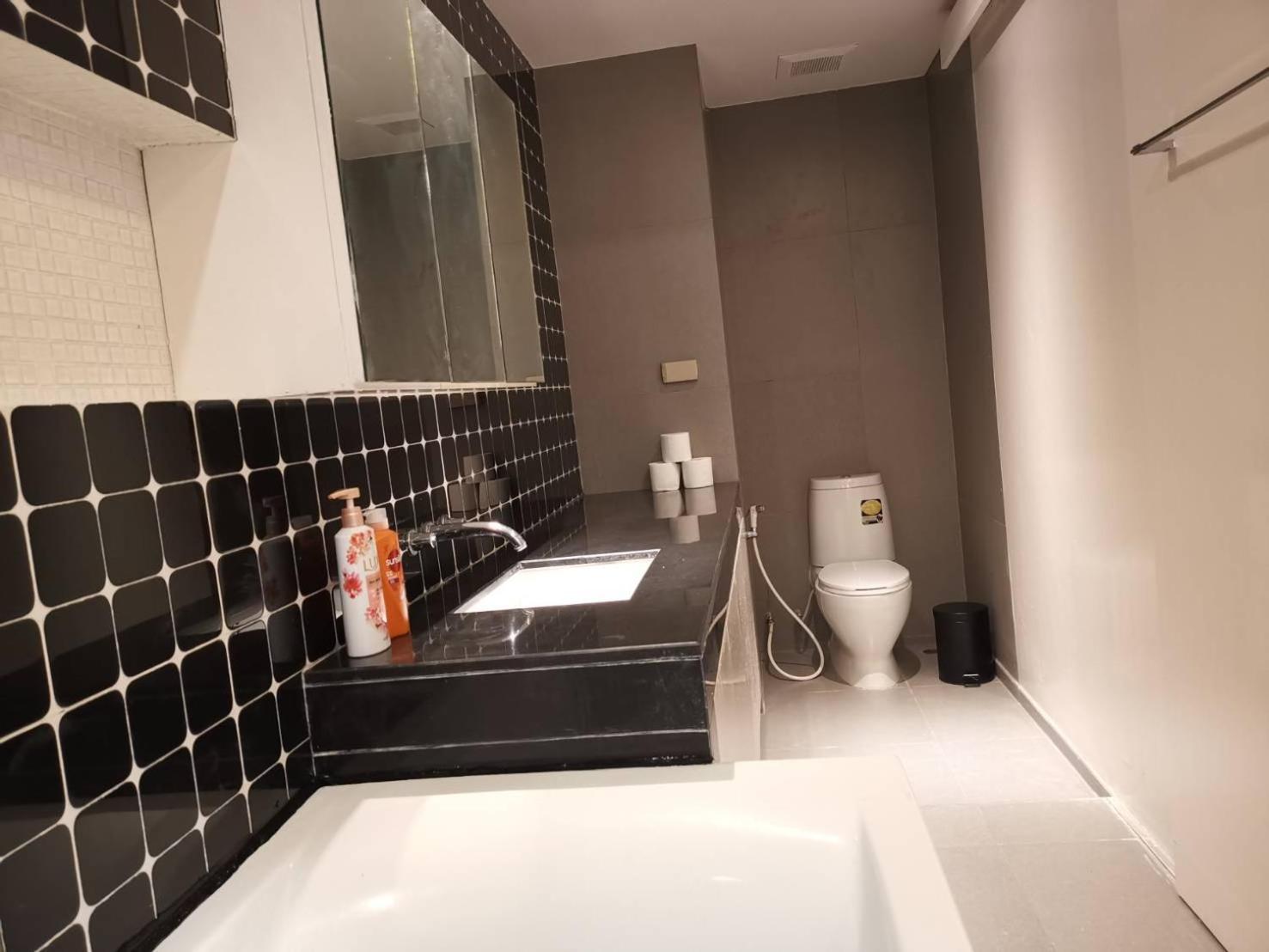 Tower Resident In The Heart Of Bangkok Shopping Center Leilighet Makkasan Eksteriør bilde